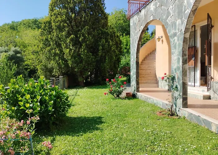 - Il Canneto Апартаменты
